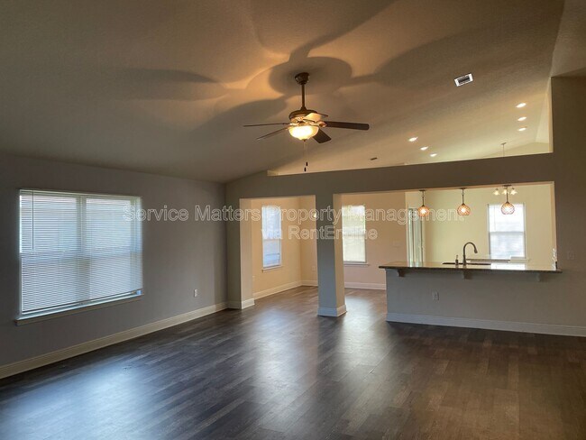 Foto del edificio - 7954 Nalo Creek Loop