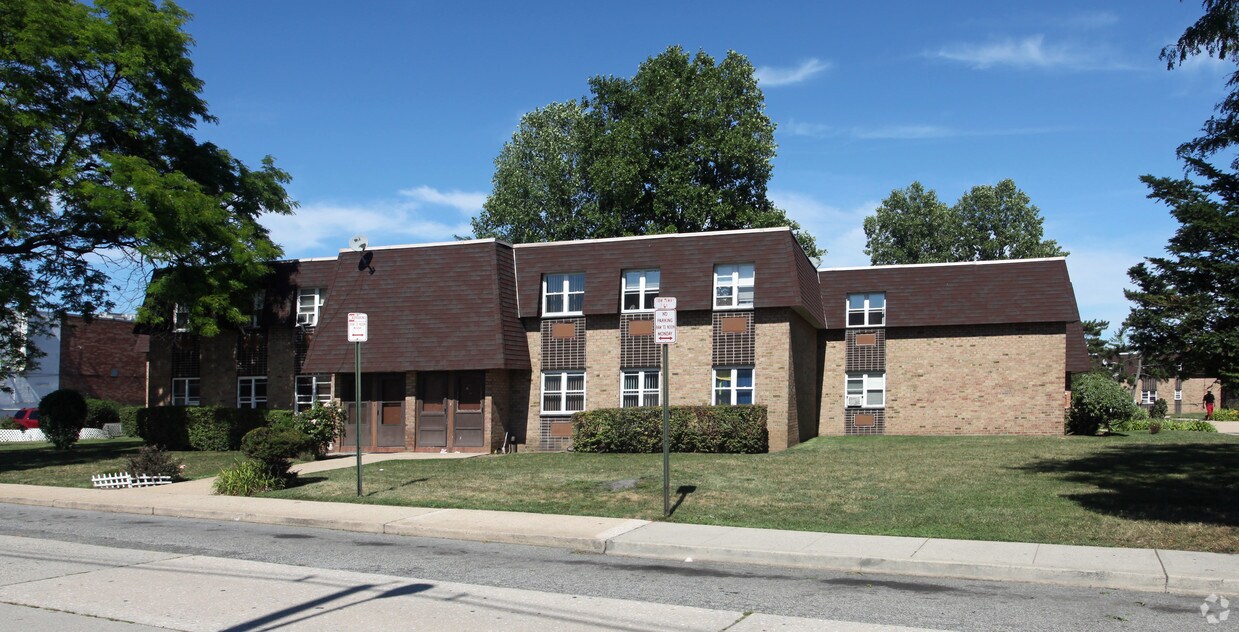 Foto del edificio - Liberty Park Apartments