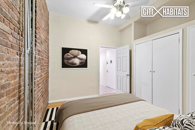 Foto del edificio - 206 E 90th St