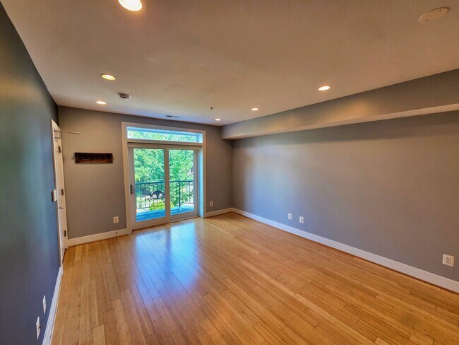 Foto del edificio - 3404 13th St NW