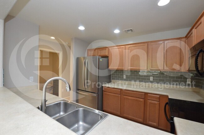 Foto del edificio - 5750 S Ladyslipper Pl