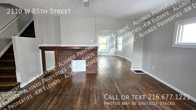 Building Photo - 2110 W 85th St