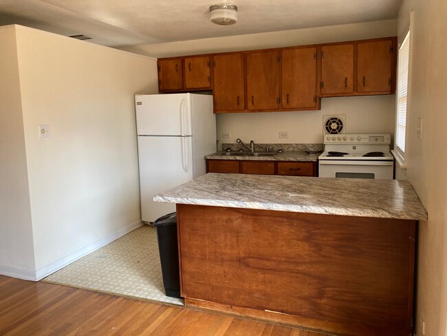 kitchen - 130 Apple Tree Rd