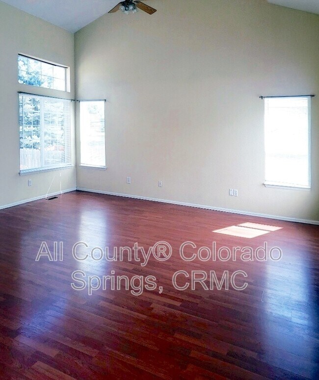 Photo - 4624 Skywriter Cir House