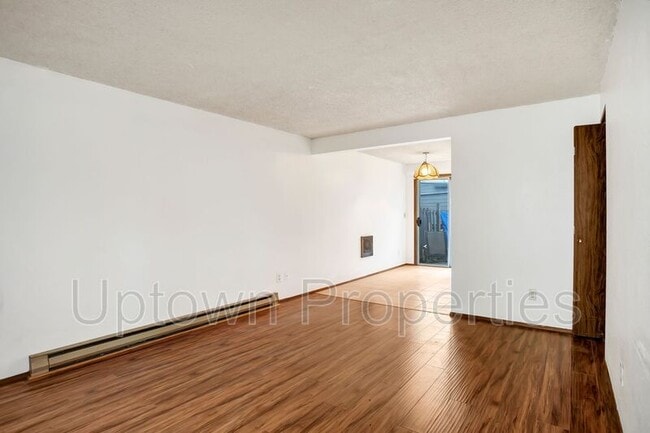 Building Photo - 8311 SE 17th Ave