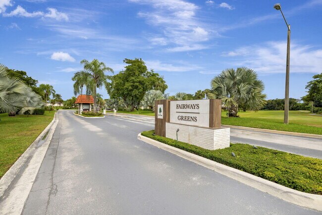 Foto del edificio - 21211 Lago Cir