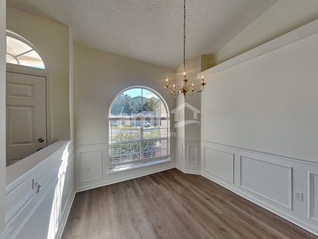 Foto del edificio - 2739 Ravine Hill Dr