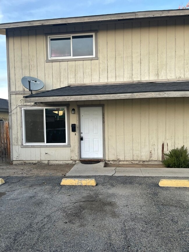 Building Photo - 2270 Blossom St