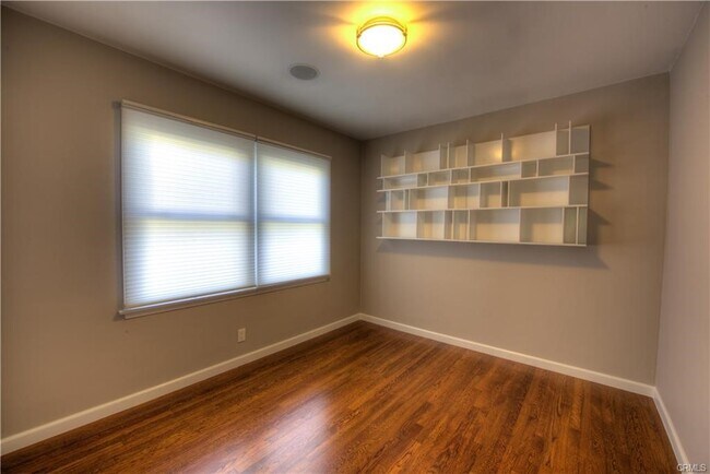 Building Photo - 13237 Glasgow Pl