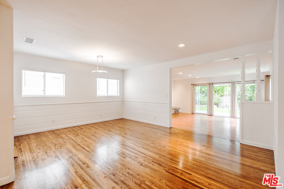 Primary Photo - 12800 Stanwood Dr