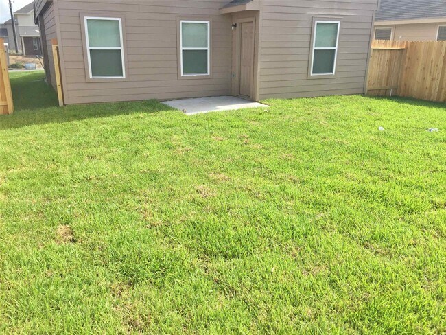 Foto del edificio - 19031 Moynihan Dr