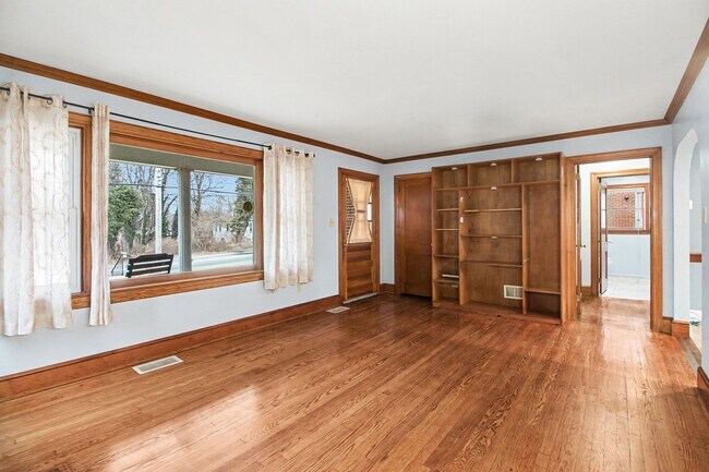 Foto del edificio - House For Rent