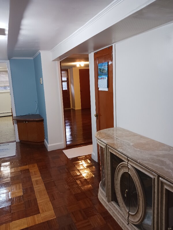 2162 Steinway St Unit 1, Queens, NY 11105 Room for Rent in Queens