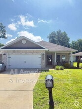 Building Photo - 1405 Hickory St