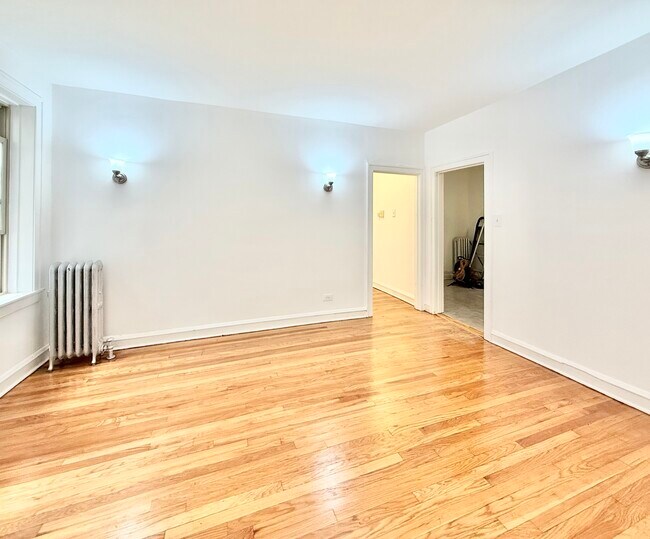 Foto del edificio - 6304 N Leavitt St