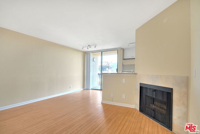 Foto del edificio - 7320 Hawthorn Ave