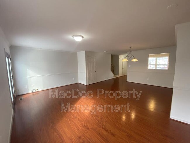 Building Photo - 17970 Milroy Dr