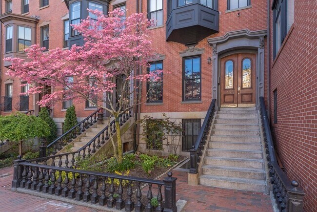 Foto del edificio - 453 Massachusetts Ave