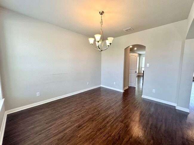 Building Photo - 10612 Langham Dr