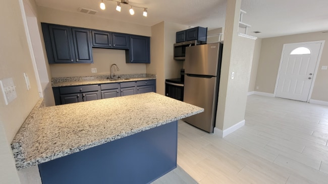 Foto del edificio - 4806 Vanguard St