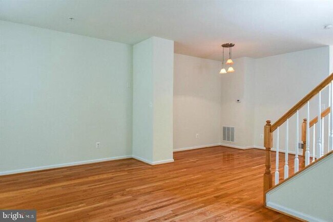 Building Photo - 23378 Dahlia Cir
