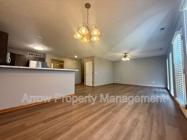 Foto del edificio - 5801 NW 14th St