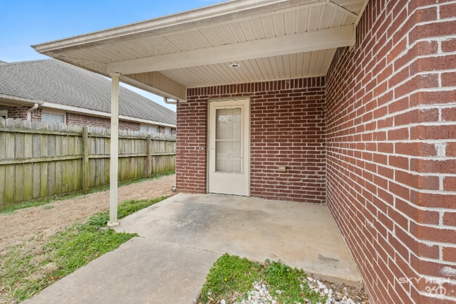 Building Photo - 1667 Evening Shade Dr