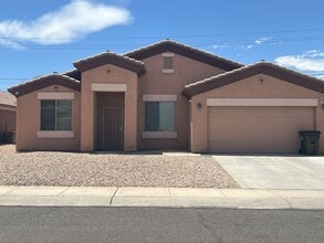 Building Photo - 3860 Heather Ave