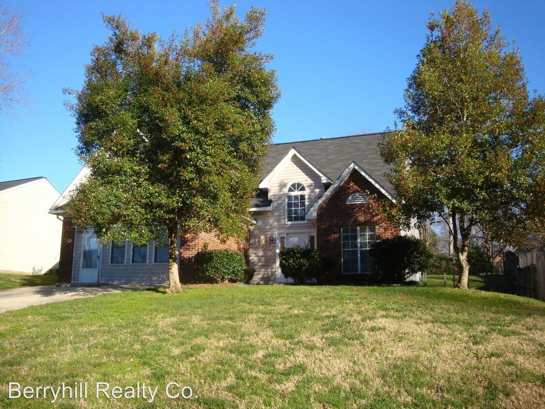 Primary Photo - 11113 Barnyard Ct