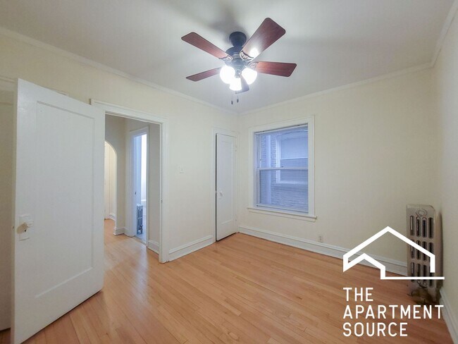 Foto del edificio - 1610 W Sunnyside Ave