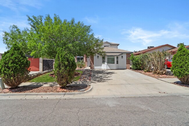 Foto del edificio - 12145 St Francis Ct