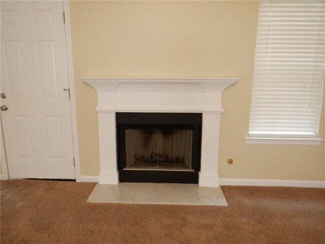 Foto del edificio - 400 Tambec NW Trace