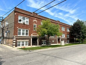 Building Photo - 1838 50th Ct