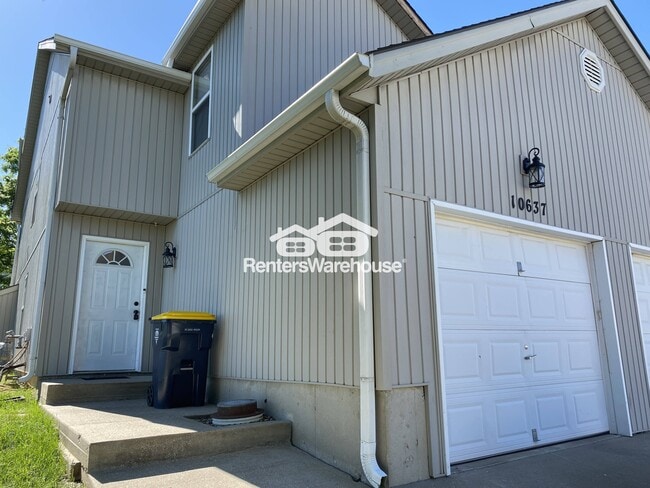 Building Photo - 10637 N Locust Ct