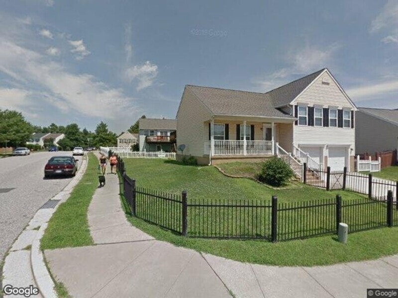 Primary Photo - 9 Snug Lagoon Ct