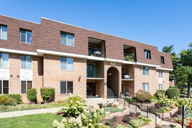 Building Photo - Oakton Park Apartments