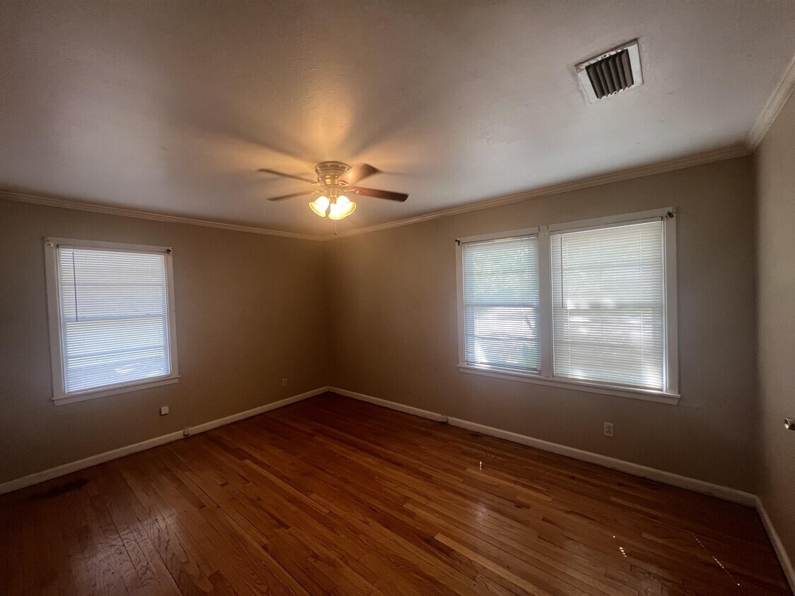 Foto principal - 1508 Clarence St
