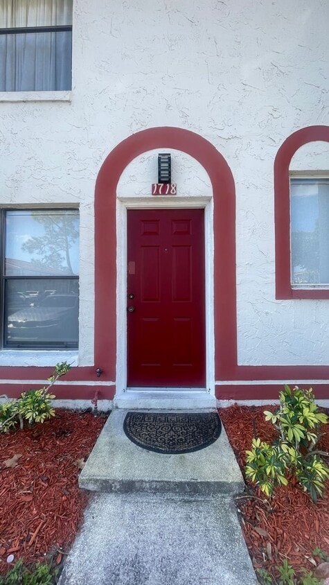 Photo - 1718 Silver Creek Orlando FL 32807 Furnished Property