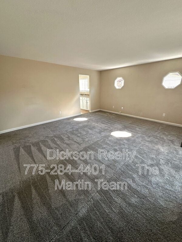 Building Photo - 767 Van Meter Dr