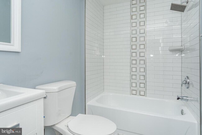 Foto del edificio - 1722 Aliceanna St