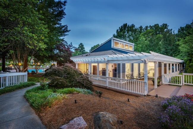 Clubhouse Exterior - Arbor Ridge