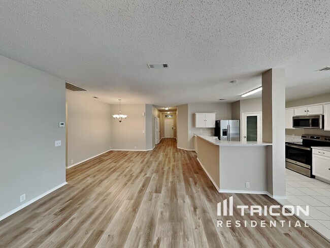 Building Photo - 1619 Columbia Drive Glenn Heights TX