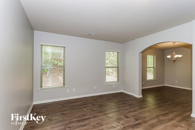 Foto del edificio - 213 Southwind Cir