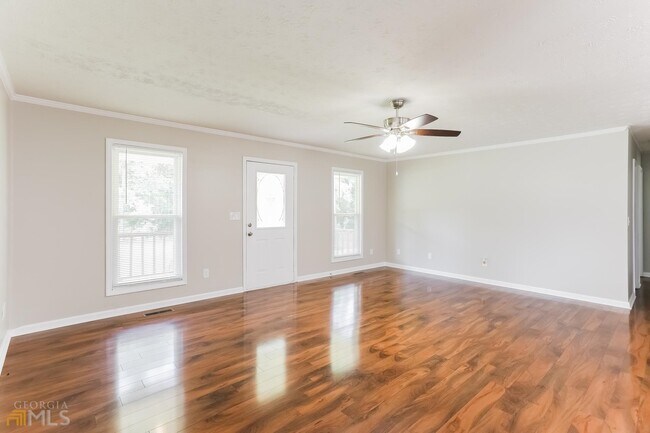 Foto del edificio - 202 Hunters Ln