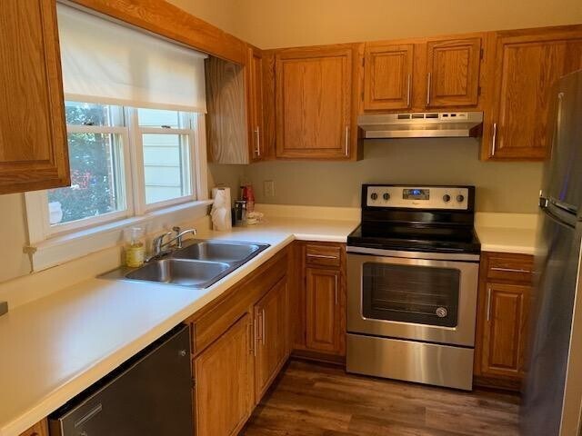 Foto del edificio - 403 Danforth Drive- Bev Roberts Rentals & ...