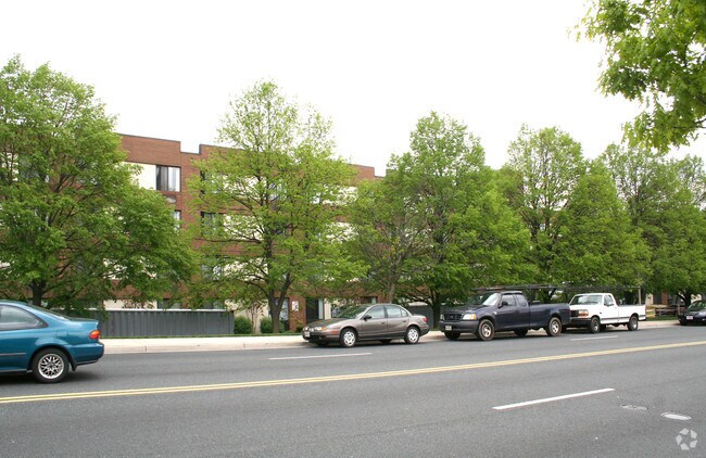 Walker Mews Apartments Baltimore, MD