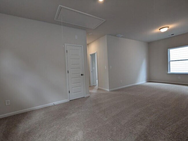 Building Photo - 416 Perth Dr