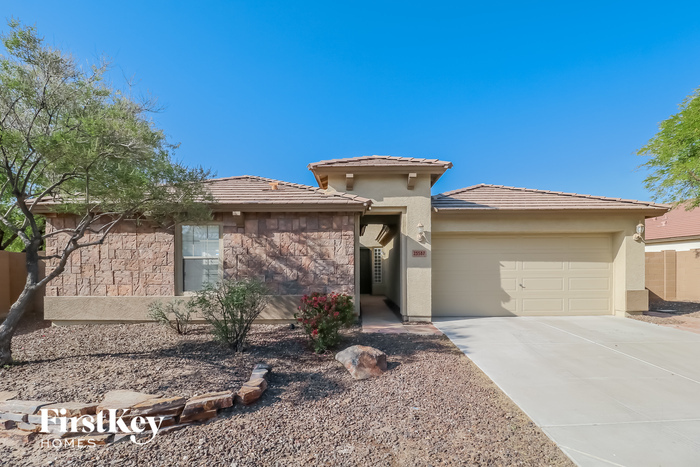Foto principal - 25587 W Ripple Rd