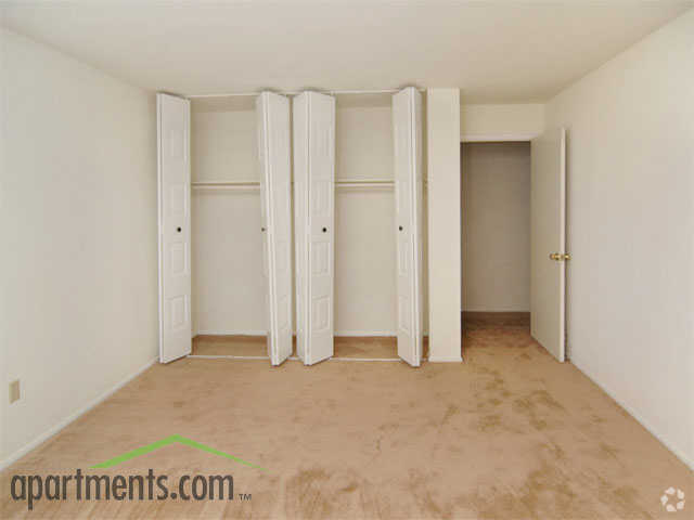 First Bedroom - Mission Hills