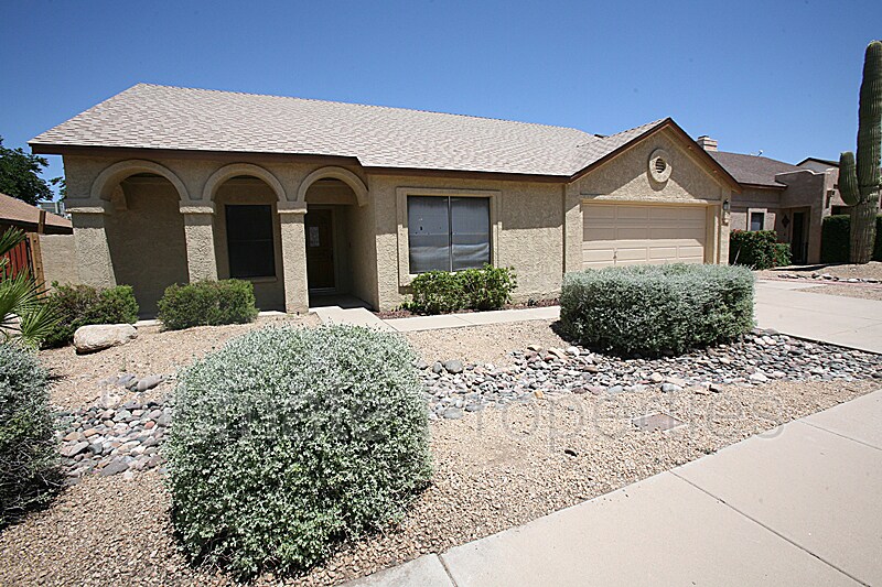 Primary Photo - 4226 W Cielo Grande